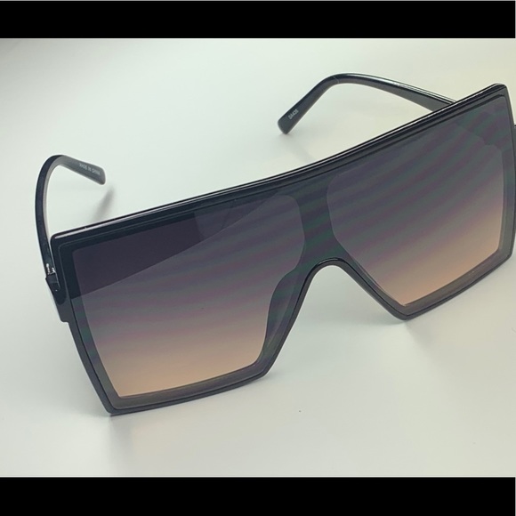 Sunglasses - Picture 1 of 1